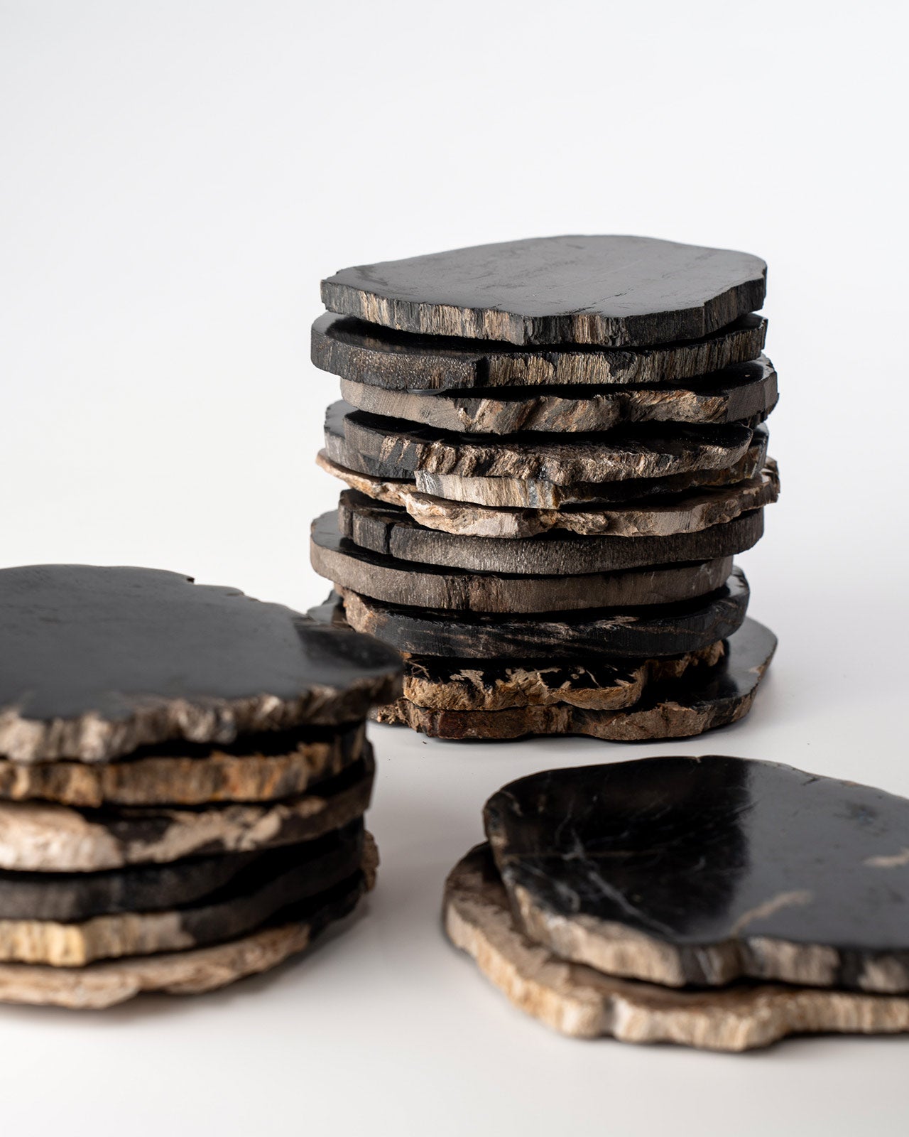 【個体で選べる】 amabro WOOD COASTER Black 珪化木