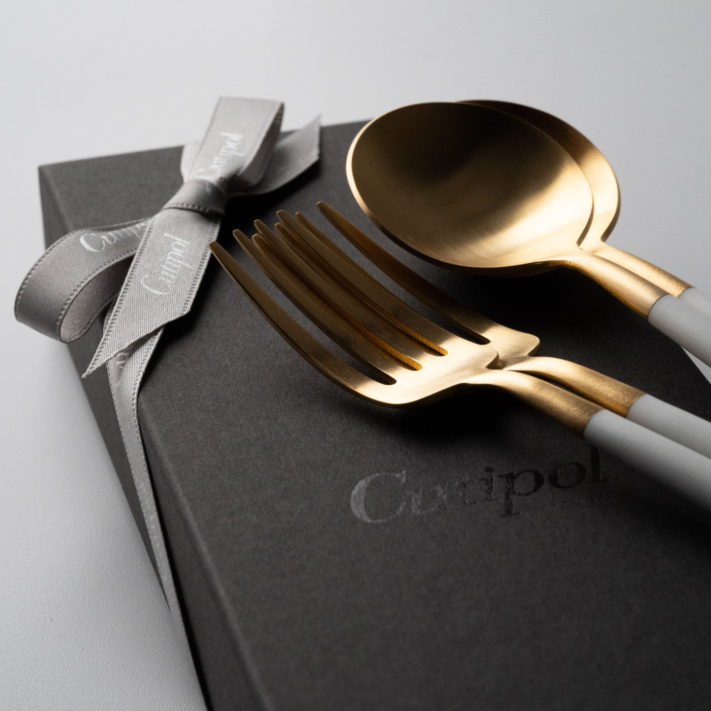 【正規取扱店】 クチポール GOA/ゴア デザート 4本 ギフトセット ホワイト ゴールド