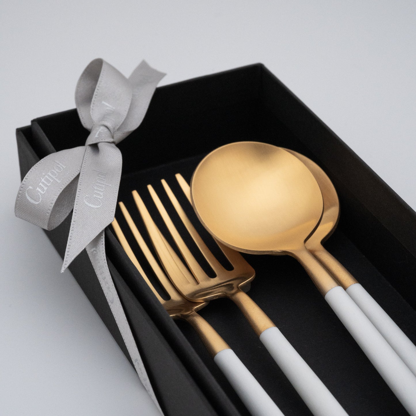 【正規取扱店】 クチポール GOA/ゴア デザート 4本 ギフトセット ホワイト ゴールド