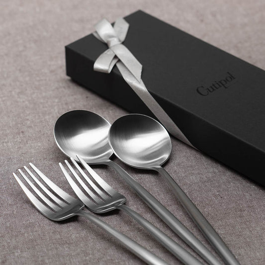 【正規取扱店】 クチポール MOON/ムーン ディナー 4本 ギフトセット マットシルバー 黒化粧箱