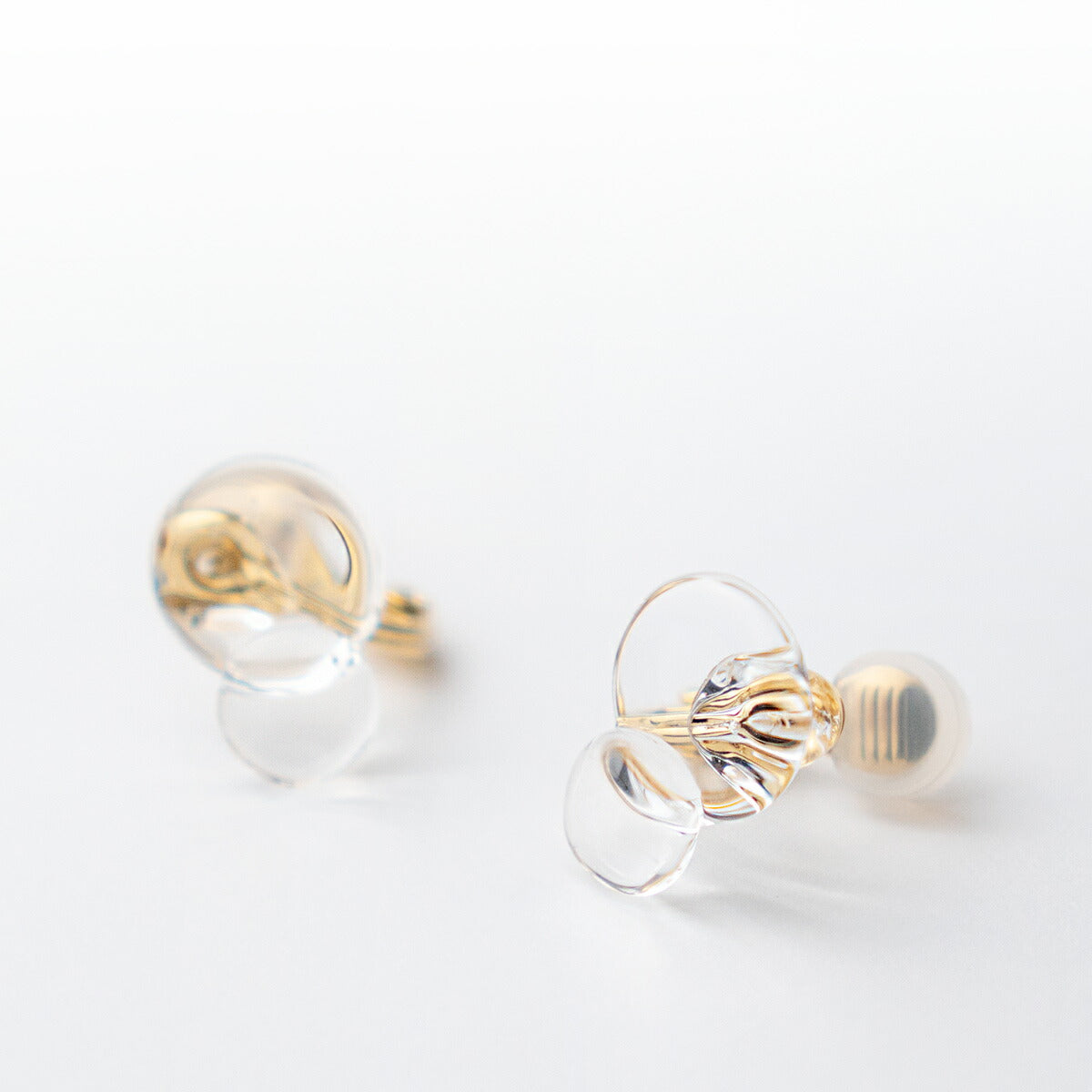 【リボンラッピング済み】HARIO lwf ハモン ピアス イヤリング ハリオランプワークファクトリー