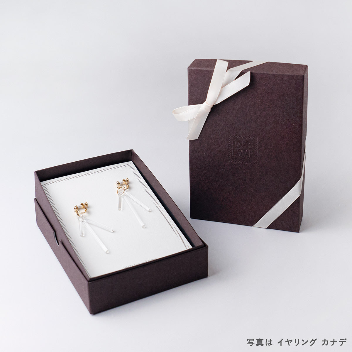 【リボンラッピング済み】HARIO lwf カレットスクエア ピアス イヤリング ハリオランプワークファクトリー アクセサリー