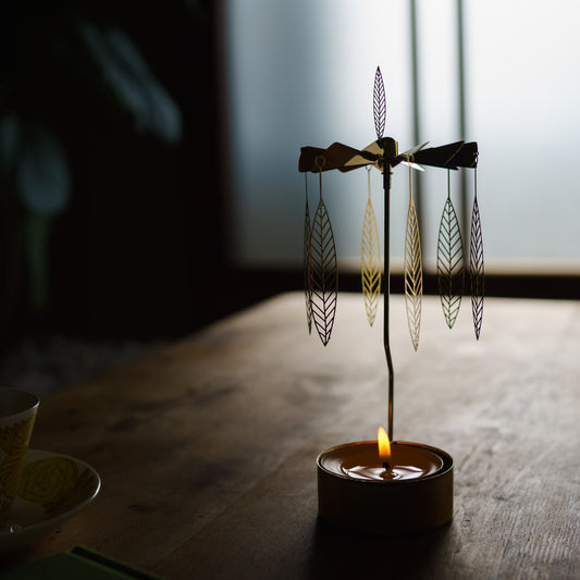 Pluto Produkter ロータリーキャンドルホルダー Stig Lindberg Salix ゴールド