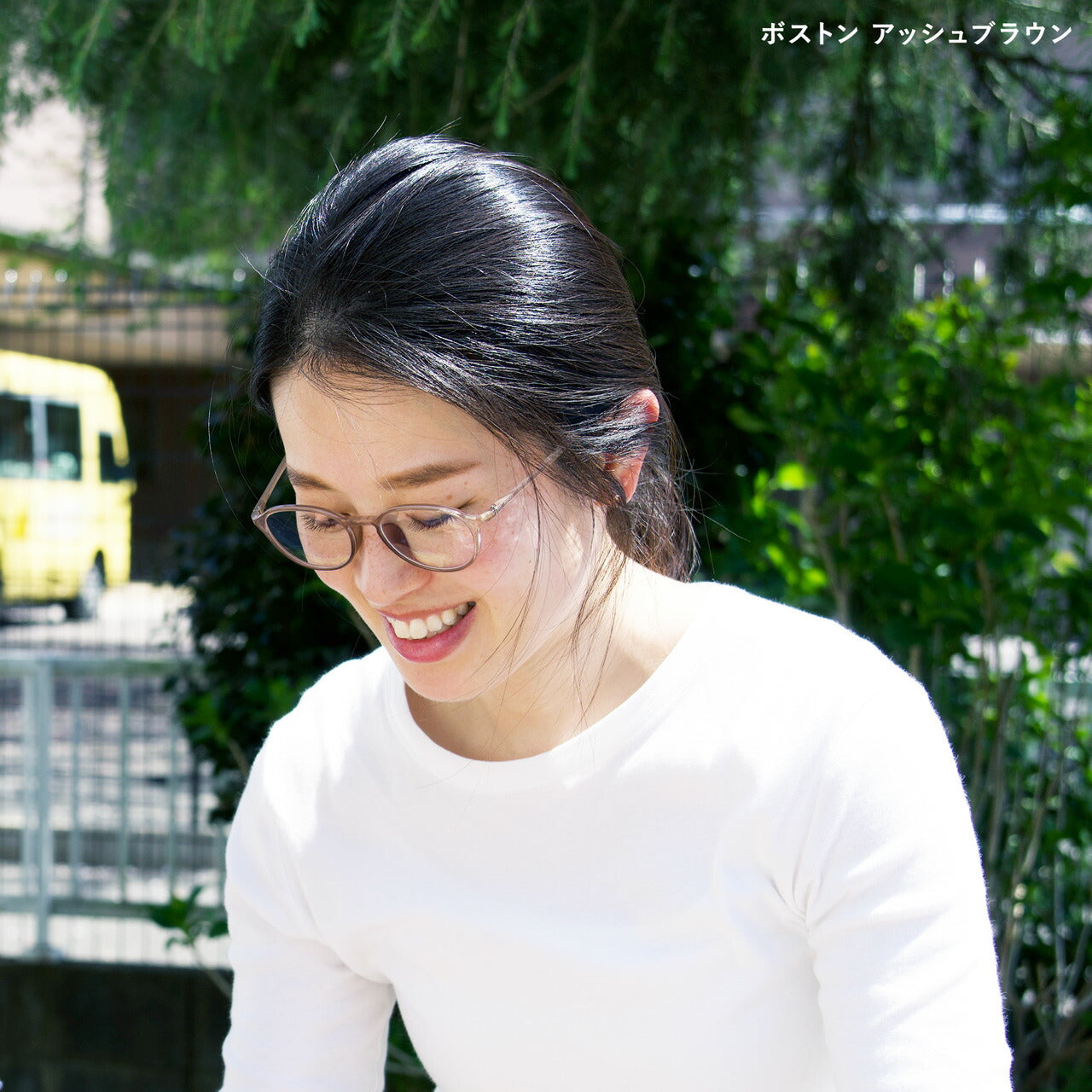 【試着交換も無料】度数 0.5～ 5色 おしゃれで軽量な老眼鏡 アイウェアエア 小さめボストン ブルーライトカット