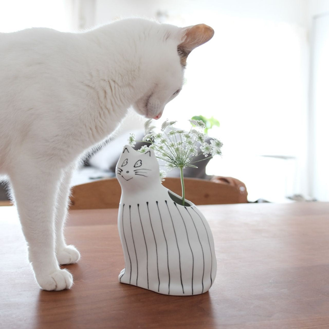 ゆとり炉 一輪挿し のそき見シリーズ 猫 波佐見焼 猫 一輪挿し zen to JIKI NEKO 磁器猫 花瓶 ひがしちか｜ねこ