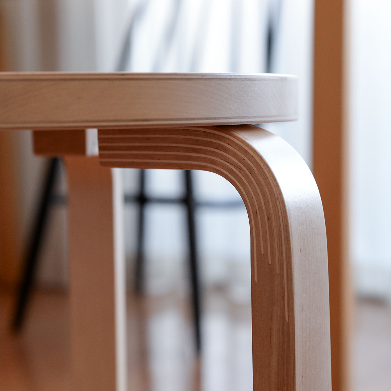 限定モデル】 Artek アルテック スツール60 ウスタヴァ 訳あり品