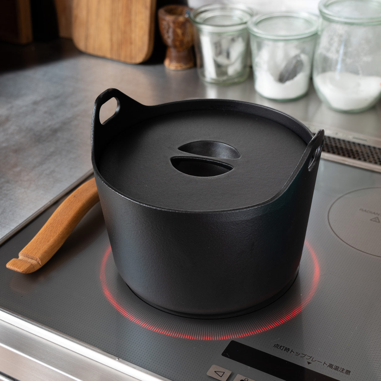 イッタラ iittala キャセロール ティモ・サルパネヴァ 鍋 炊飯 鋳鉄