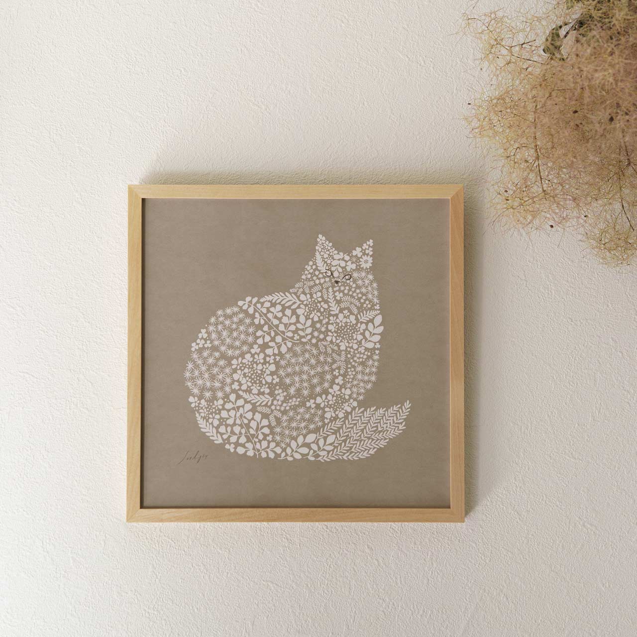 猫 ポスター フレーム付 30cm ねこくら×sotlight Fluffy CAT 見つめる